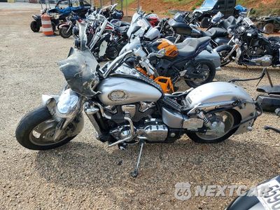 Trzecie zdjęcie samochodu z tyłu: 2005 HONDA VTX1800 N3 VIN:1HFSC49F05A300109 - miniatura