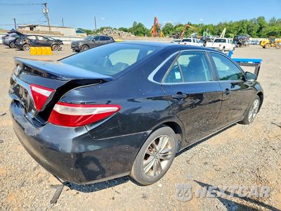 Trzecie zdjęcie samochodu z tyłu: 2016 TOYOTA CAMRY SE VIN:4T1BF1FK9GU148006 - miniatura