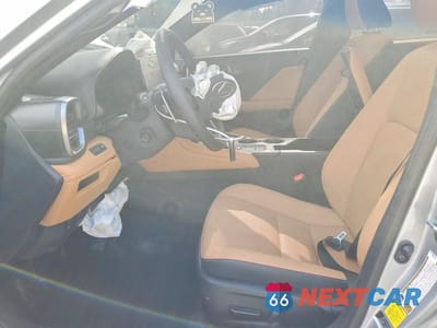 Zdjęcie 7 z 13 samochodu: 2026 LEXUS IS 350 F SPORT DESIGN VIN:JTHBZ1E28T5045739 - miniatura