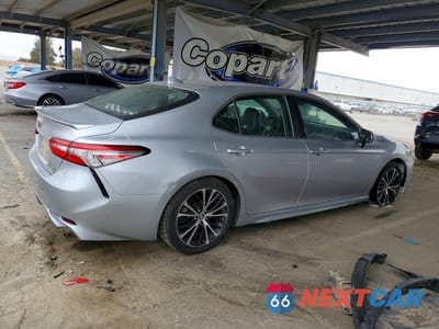 Trzecie zdjęcie samochodu z tyłu: 2018 TOYOTA CAMRY HYBRID SE VIN:4T1B21HK8JU006357 - miniatura