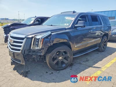 2017 CADILLAC ESCALADE PREMIUM LUXURY 1GYS4CKJ3HR217354 - główne zdjęcie licytacji z USA - miniatura