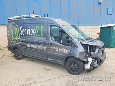 Czwarte zdjęcie samochodu z boku: 2023 FORD TRANSIT T-250 VIN:1FTBR2C83PKB59346 - miniatura