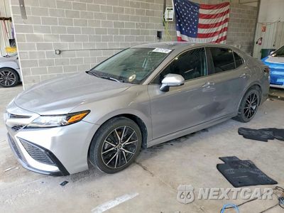 2021 TOYOTA CAMRY SE 4T1G11AK4MU591087 - główne zdjęcie licytacji z USA - miniatura