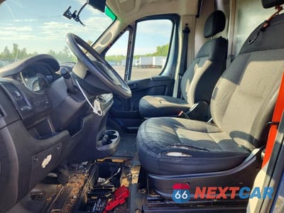 Zdjęcie 7 z 13 samochodu: 2019 RAM PROMASTER 3500 DELIVERY VAN VIN:3C6URVJGXKE551411 - miniatura