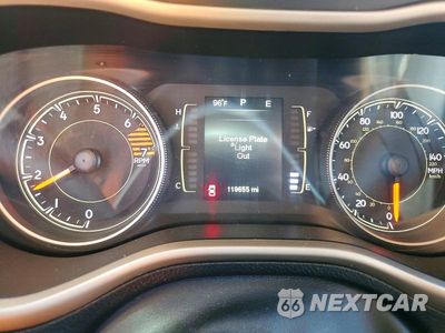 Zdjęcie 9 z 13 samochodu: 2016 JEEP CHEROKEE SPORT VIN:1C4PJLAB8GW107866 - miniatura