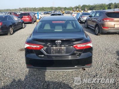 Zdjęcie 6 z 13 samochodu: 2018 TOYOTA CAMRY LE VIN:4T1B11HK8JU106784 - miniatura