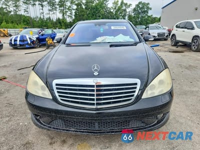 Piąte zdjęcie samochodu w środku: 2008 MERCEDES-BENZ S 550 VIN:WDDNG71X28A196539 - miniatura