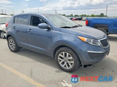 Czwarte zdjęcie samochodu z boku: 2015 KIA SPORTAGE LX VIN:KNDPB3AC2F7730088 - miniatura