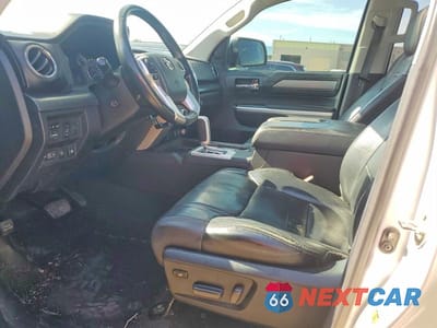 Zdjęcie 7 z 13 samochodu: 2014 TOYOTA TUNDRA CREWMAX PLATINUM VIN:5TFAW5F10EX403832 - miniatura