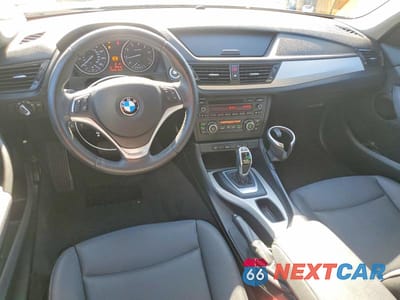 Zdjęcie 8 z 12 samochodu: 2015 BMW X1 SDRIVE28I VIN:WBAVM1C50FV317017 - miniatura