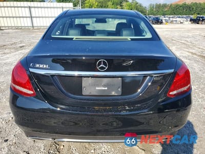 Zdjęcie 6 z 12 samochodu: 2015 MERCEDES-BENZ C 300 VIN:55SWF4JB4FU050568 - miniatura