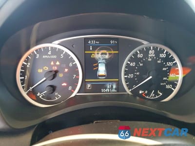 Zdjęcie 9 z 12 samochodu: 2019 NISSAN SENTRA S VIN:3N1AB7AP7KY426590 - miniatura