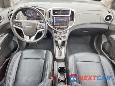 Zdjęcie 8 z 12 samochodu: 2020 CHEVROLET SONIC PREMIER VIN:1G1JF5SB7L4113092 - miniatura