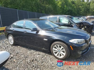 Czwarte zdjęcie samochodu z boku: 2013 BMW 535 XI VIN:WBAFU7C54DDU72311 - miniatura