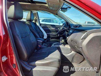 Zdjęcie 7 z 14 samochodu: 2016 NISSAN ROGUE SL VIN:5N1AT2MV9GC862215 - miniatura