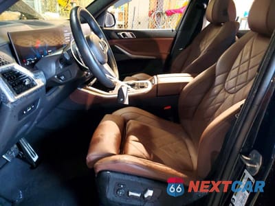 Zdjęcie 7 z 13 samochodu: 2025 BMW X5 XDRIVE40I VIN:5UX23EU01S9Y27557 - miniatura