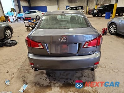 Zdjęcie 6 z 13 samochodu: 2012 LEXUS IS 250 VIN:JTHCF5C21C5053768 - miniatura