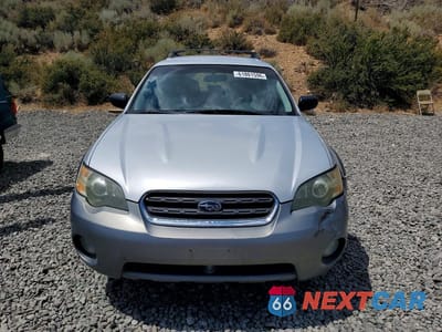 Piąte zdjęcie samochodu w środku: 2005 SUBARU LEGACY OUTBACK 2.5I VIN:4S4BP61C457390630 - miniatura