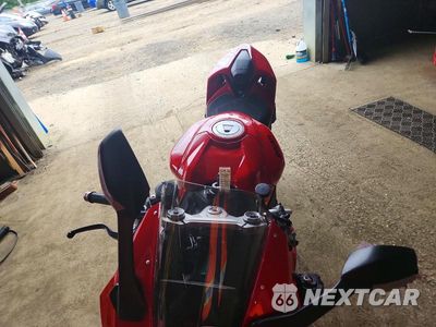 Piąte zdjęcie samochodu w środku: 2026 DUCATI PANIGALE V2 VIN:ZDMHAU8T0TB003192 - miniatura