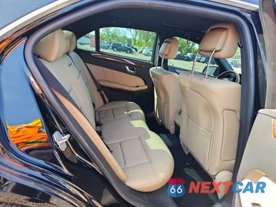 Zdjęcie 10 z 12 samochodu: 2013 MERCEDES-BENZ E 350 4MATIC VIN:WDDHF8JB7DA727903 - miniatura