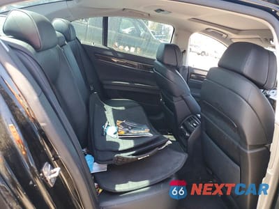 Zdjęcie 10 z 12 samochodu: 2011 BMW 740 I VIN:WBAKA4C52BC392241 - miniatura