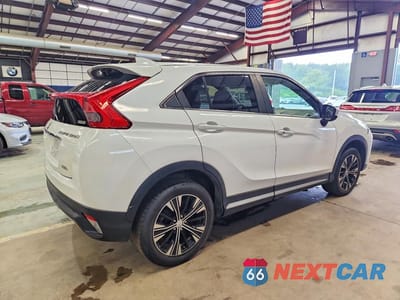 Trzecie zdjęcie samochodu z tyłu: 2019 MITSUBISHI ECLIPSE CROSS SE VIN:JA4AT5AA3KZ001443 - miniatura