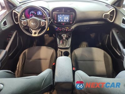 Zdjęcie 8 z 12 samochodu: 2020 KIA SOUL LX VIN:KNDJ23AU7L7048401 - miniatura