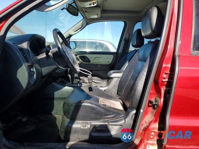 Zdjęcie 7 z 13 samochodu: 2005 FORD ESCAPE LIMITED VIN:1FMYU94175KD29445 - miniatura