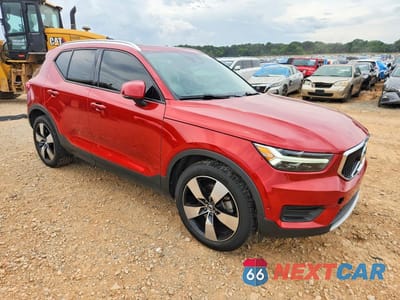 Czwarte zdjęcie samochodu z boku: 2019 VOLVO XC40 T5 MOMENTUM VIN:YV4162UK3K2154104 - miniatura