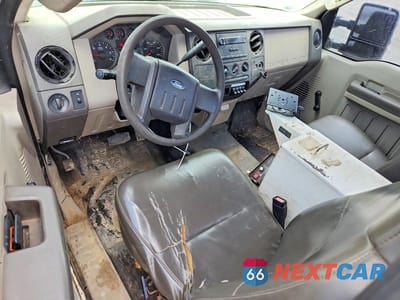Zdjęcie 8 z 12 samochodu: 2010 FORD F350 SUPER DUTY VIN:1FDWF3E58AEA60008 - miniatura