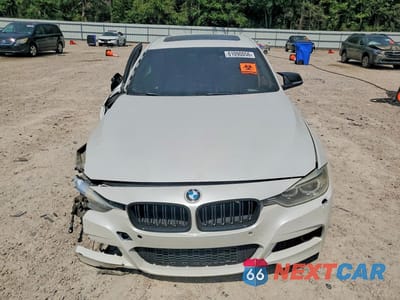 Piąte zdjęcie samochodu w środku: 2014 BMW 335 I VIN:WBA3A9G54ENS64846 - miniatura