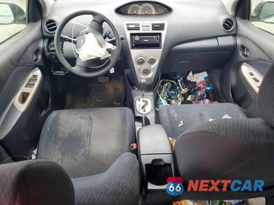 Zdjęcie 8 z 12 samochodu: 2008 TOYOTA YARIS BASE VIN:JTDBT903884014926 - miniatura