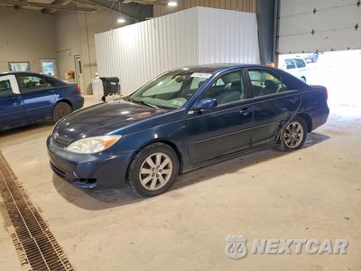 2003 TOYOTA CAMRY XLE 4T1BE30KX3U173837 - główne zdjęcie licytacji z USA - miniatura