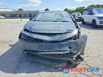 Piąte zdjęcie samochodu w środku: 2026 TOYOTA PRIUS LE VIN:JTDACAAUXT3075813 - miniatura