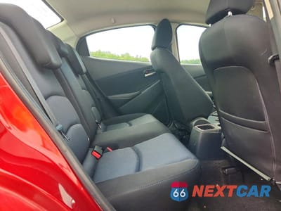 Zdjęcie 10 z 12 samochodu: 2016 SCION IA BASE VIN:3MYDLBZV7GY114579 - miniatura