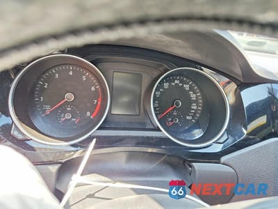 Zdjęcie 9 z 12 samochodu: 2018 VOLKSWAGEN JETTA SPORT VIN:3VWD17AJ8JM206550 - miniatura