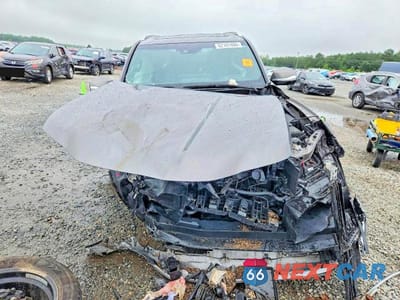 Piąte zdjęcie samochodu w środku: 2024 LEXUS LX 600 LUXURY VIN:JTJGB7CX4R4040286 - miniatura