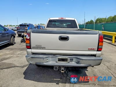 Zdjęcie 6 z 12 samochodu: 2004 GMC SIERRA K2500 HEAVY DUTY VIN:1GTHK23104F152487 - miniatura