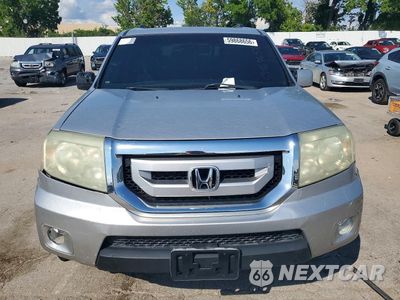 Piąte zdjęcie samochodu w środku: 2011 HONDA PILOT EXLN VIN:5FNYF4H72BB049795 - miniatura
