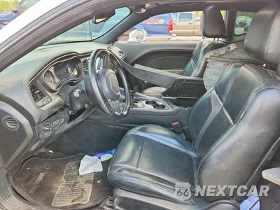 Zdjęcie 7 z 12 samochodu: 2016 DODGE CHALLENGER SXT VIN:2C3CDZAG2GH337541 - miniatura