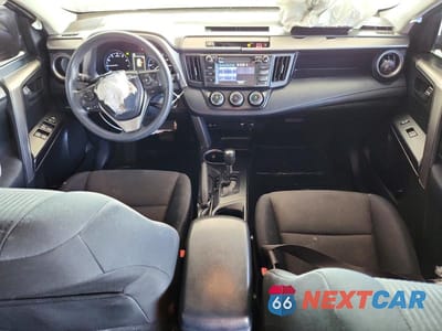Zdjęcie 8 z 13 samochodu: 2017 TOYOTA RAV4 LE VIN:JTMZFREV7HJ127283 - miniatura
