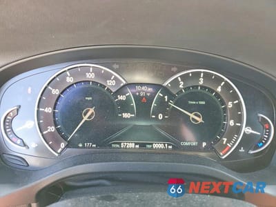 Zdjęcie 9 z 14 samochodu: 2019 BMW X3 SDRIVE30I VIN:5UXTR7C57KLE98476 - miniatura