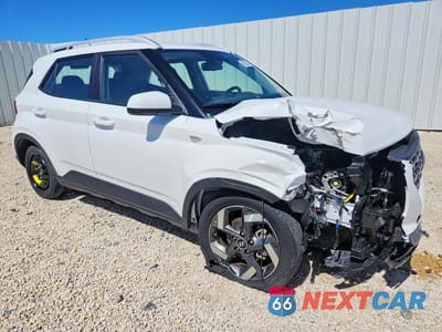 Czwarte zdjęcie samochodu z boku: 2026 HYUNDAI VENUE SEL VIN:KMHRC8A30TU429847 - miniatura