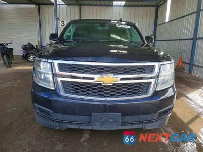 Zdjęcie 6 z 13 samochodu: 2020 CHEVROLET SUBURBAN K1500 LS VIN:1GNSKGKCXLR228372 - miniatura