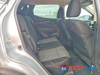 Zdjęcie 10 z 13 samochodu: 2021 NISSAN ROGUE SPORT SV VIN:JN1BJ1BV2MW568907 - miniatura