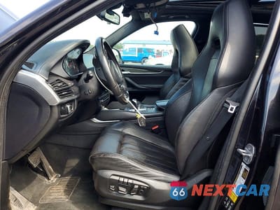 Zdjęcie 7 z 12 samochodu: 2016 BMW X5 M VIN:5YMKT6C58G0R77866 - miniatura