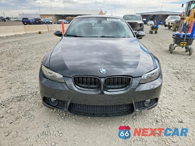 Piąte zdjęcie samochodu w środku: 2009 BMW 335 I VIN:WBAWL73599P181599 - miniatura