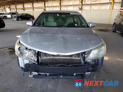Piąte zdjęcie samochodu w środku: 2012 TOYOTA CAMRY HYBRID XLE VIN:4T1BD1FK0CU046898 - miniatura