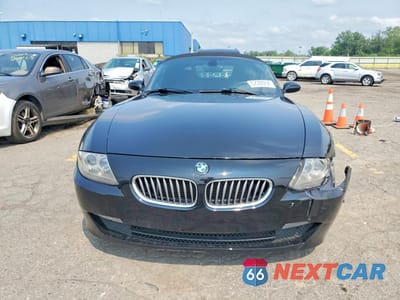 Piąte zdjęcie samochodu w środku: 2008 BMW Z4 3.0SI VIN:4USBU53508LW93562 - miniatura