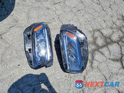 Zdjęcie 13 z 14 samochodu: 2025 MERCEDES-BENZ GLB 250 VIN:W1N4M4GB8SW381917 - miniatura